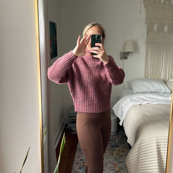 Express Ribbed Mock Turtleneck Wool Blend‎ Mauve Ribbed Sweater Size Small - Picture 2 of 7